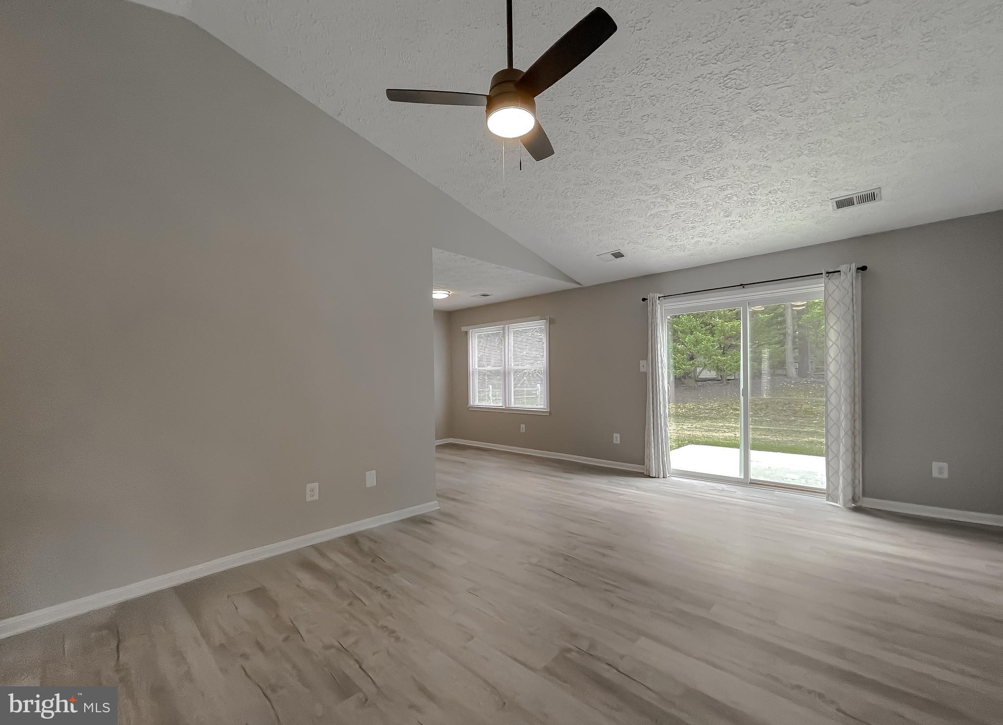 2287 VINE HILL COURT