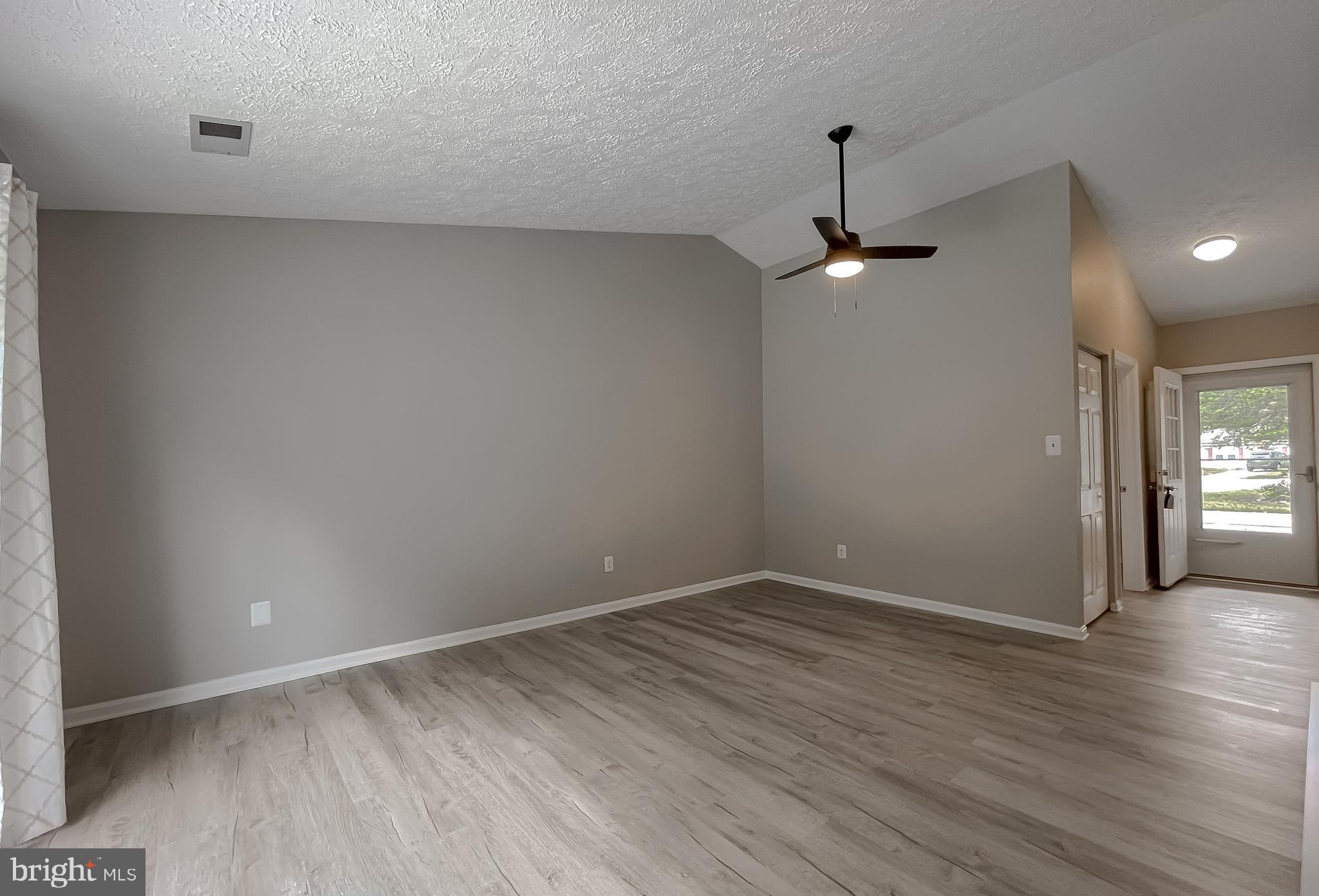 2287 VINE HILL COURT