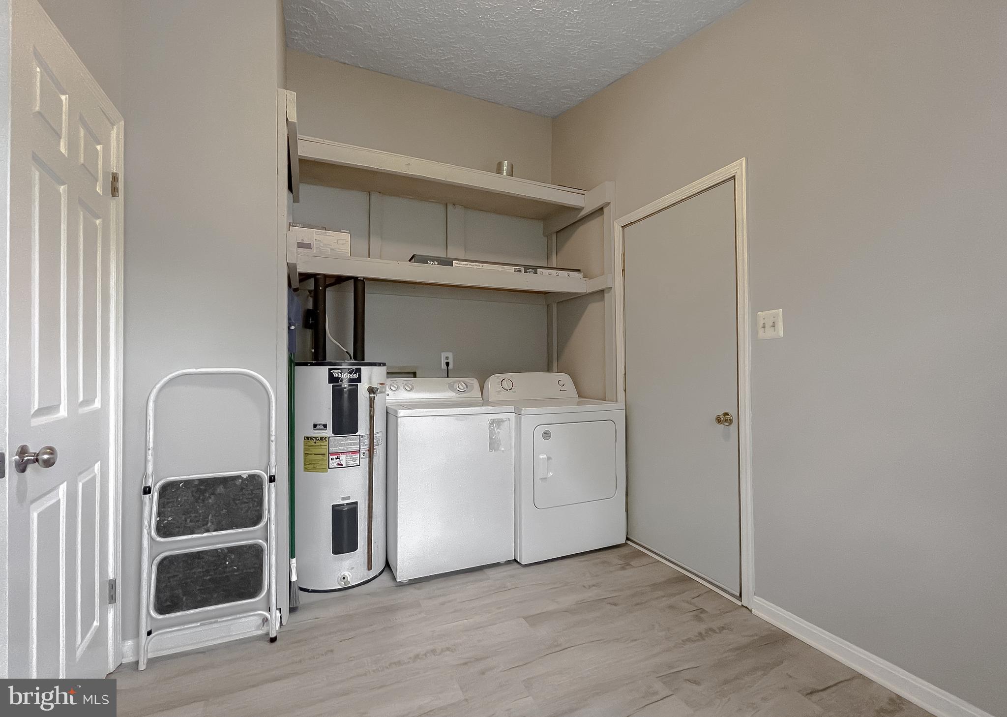 2287 VINE HILL COURT