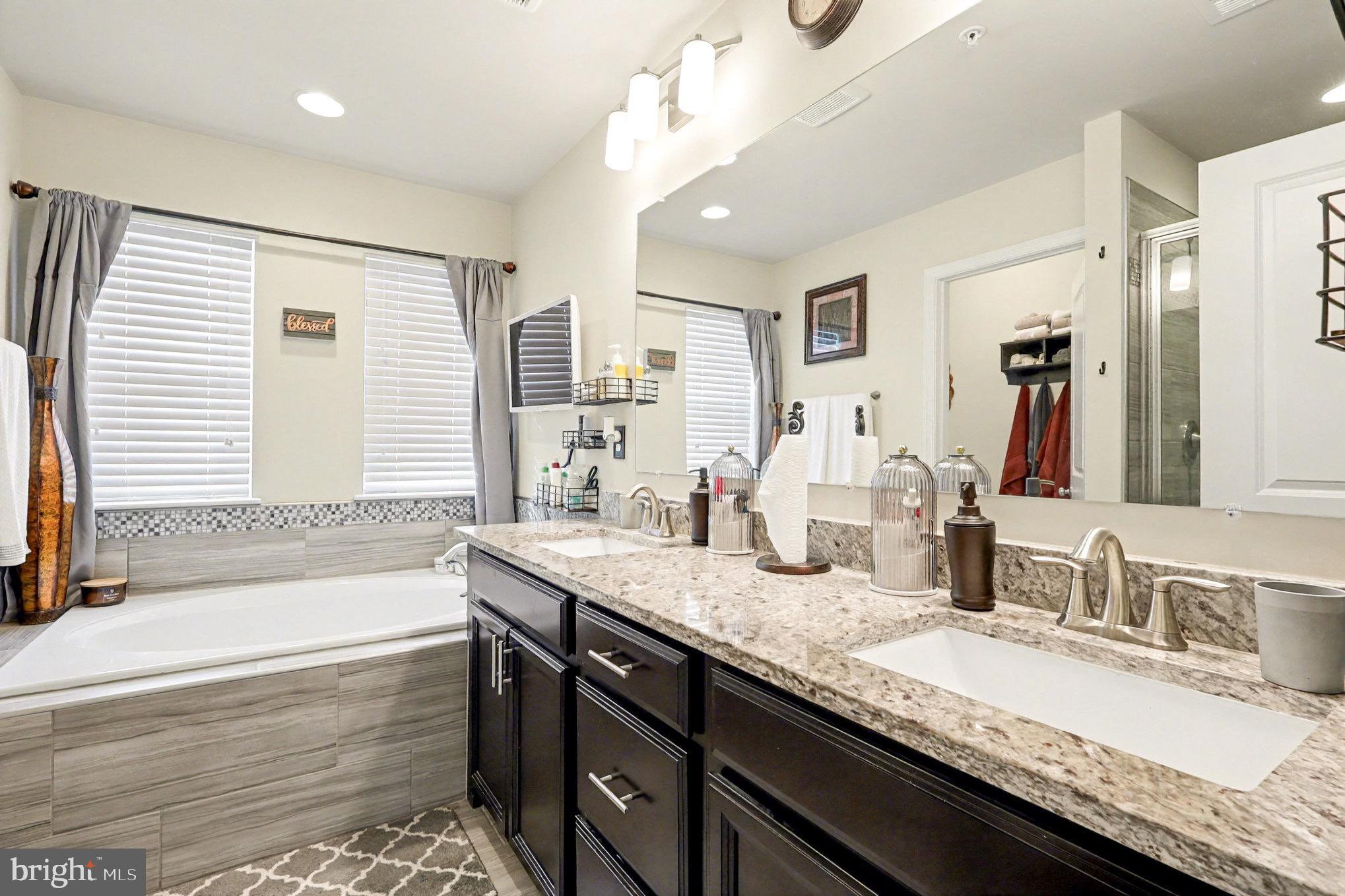 5405 DARLINGTON COURT