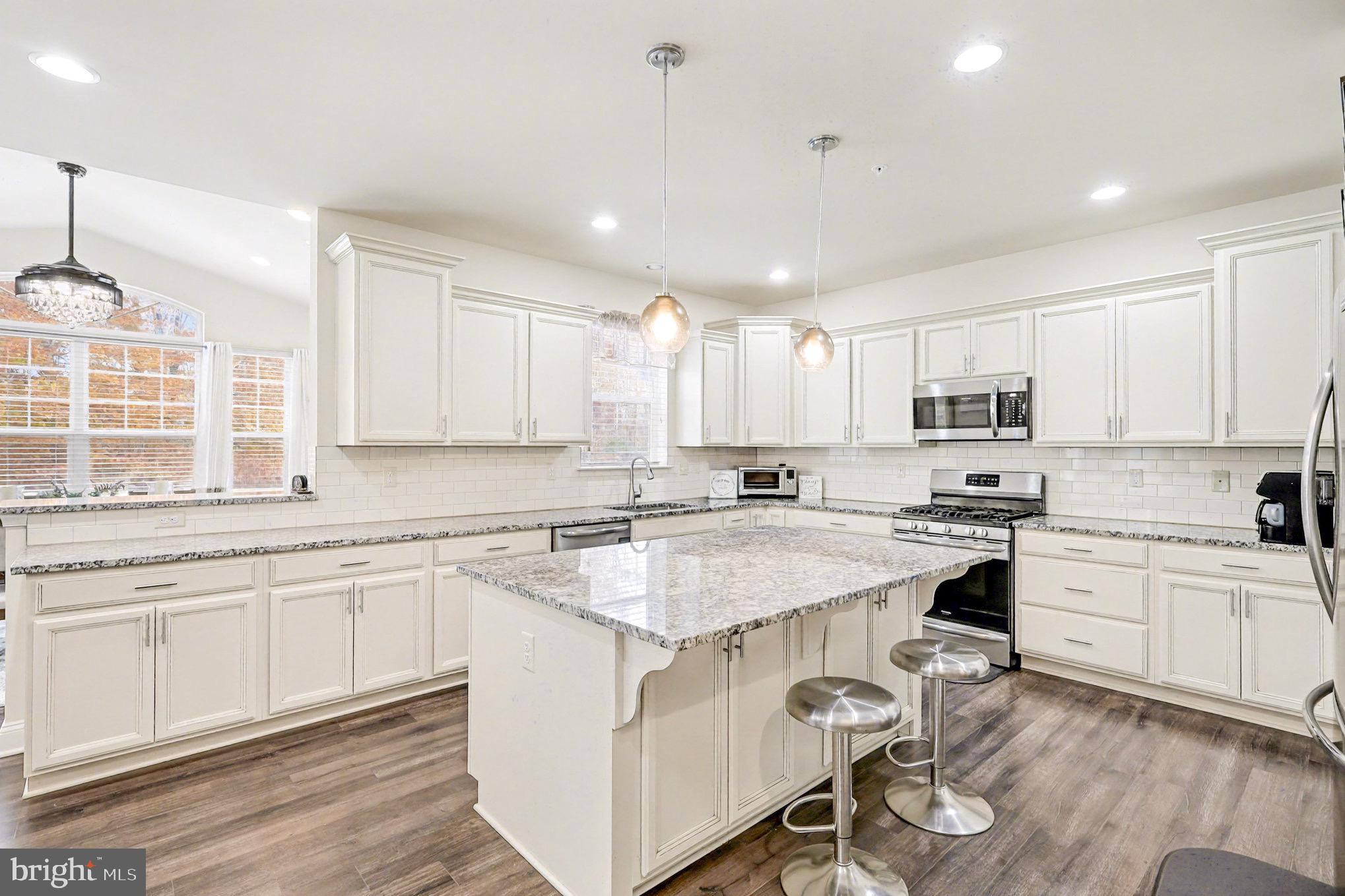 5405 DARLINGTON COURT