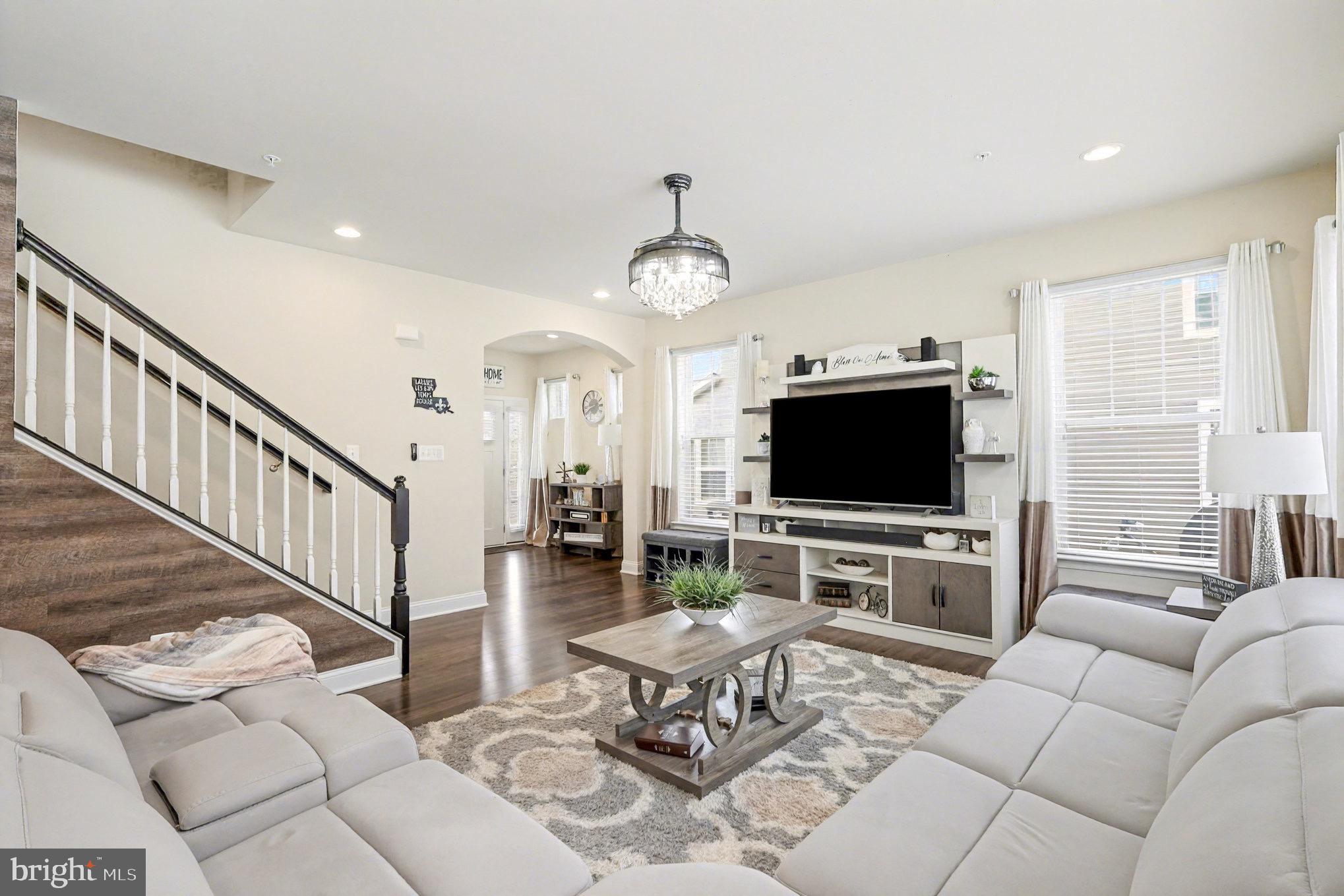 5405 DARLINGTON COURT