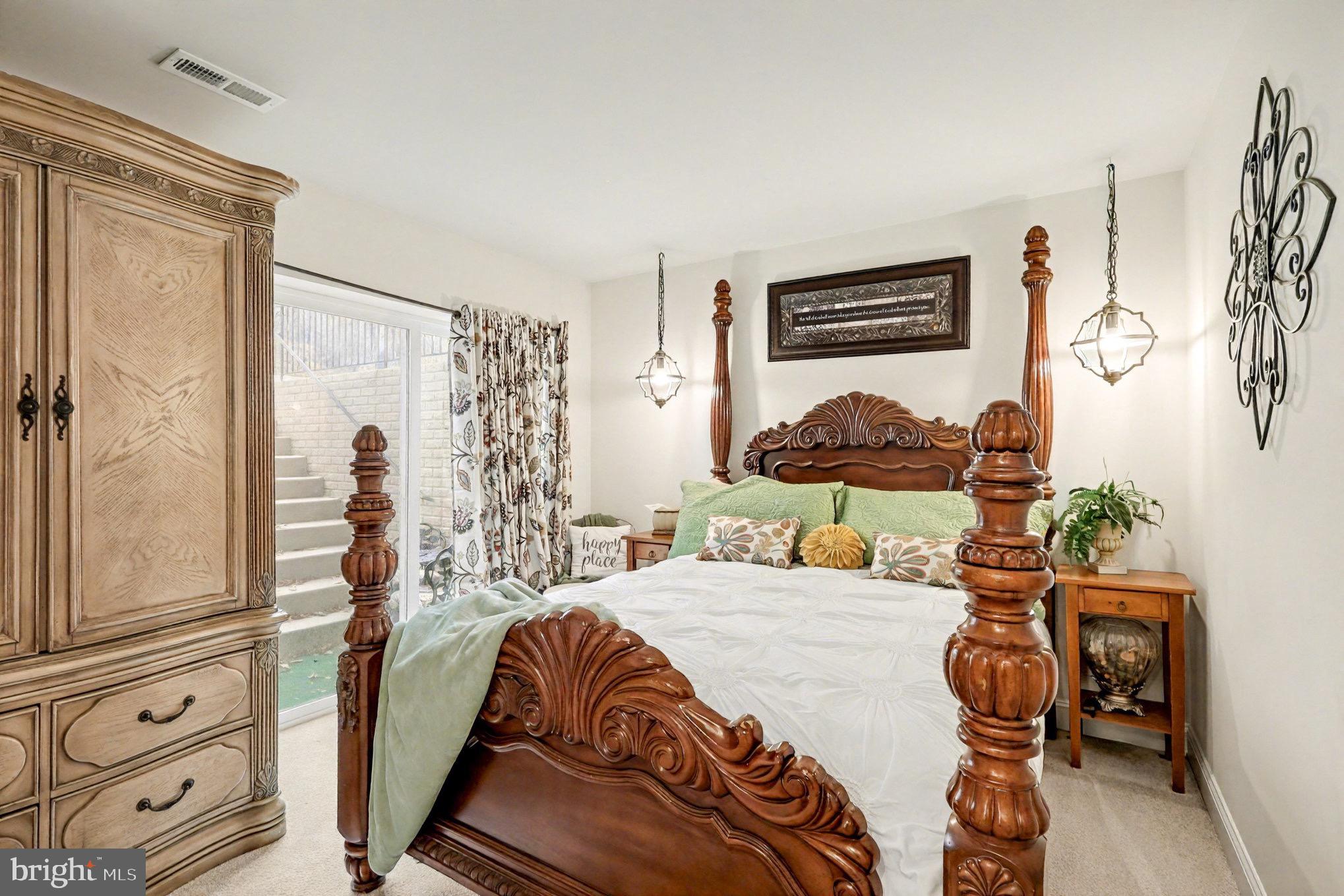 5405 DARLINGTON COURT