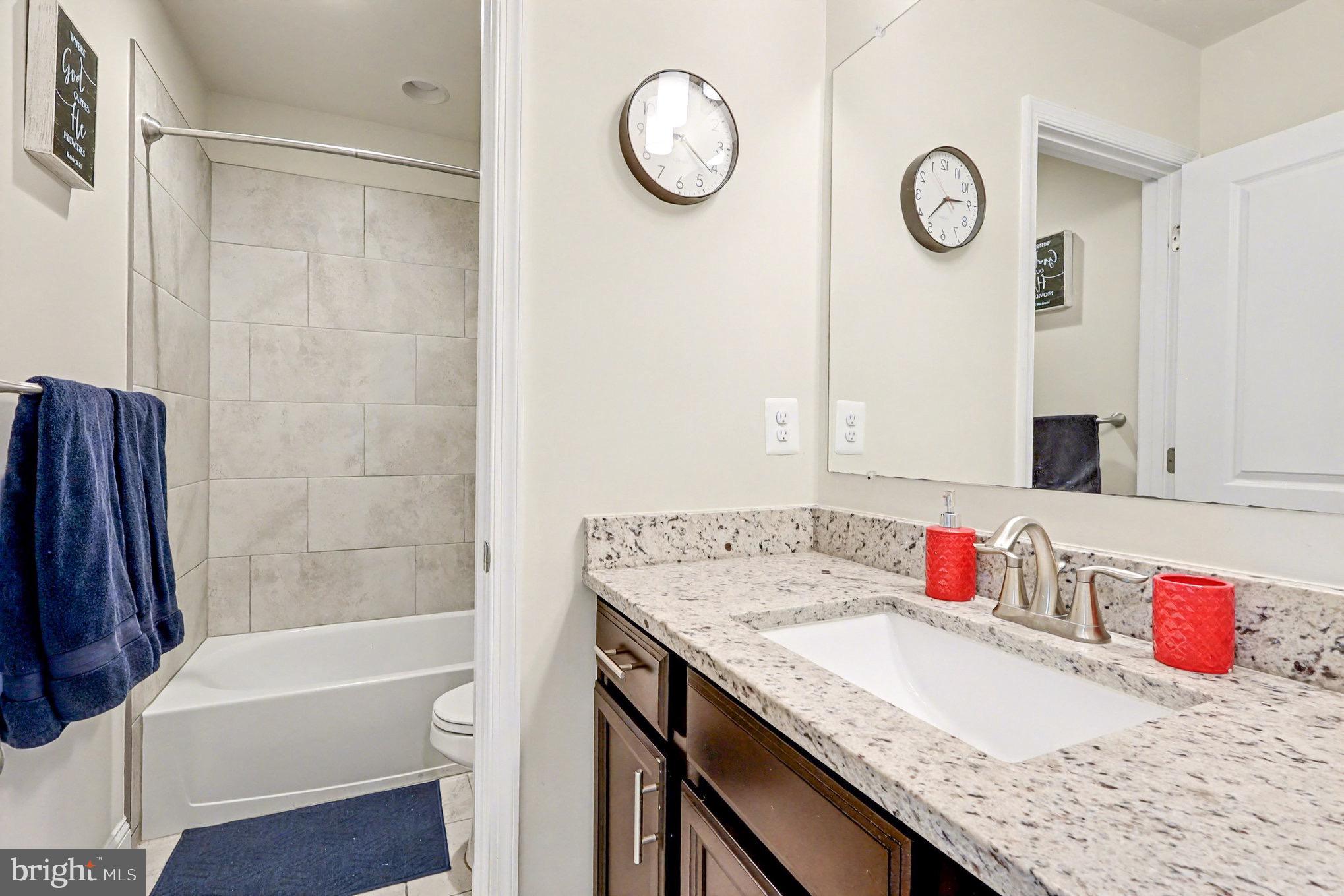 5405 DARLINGTON COURT