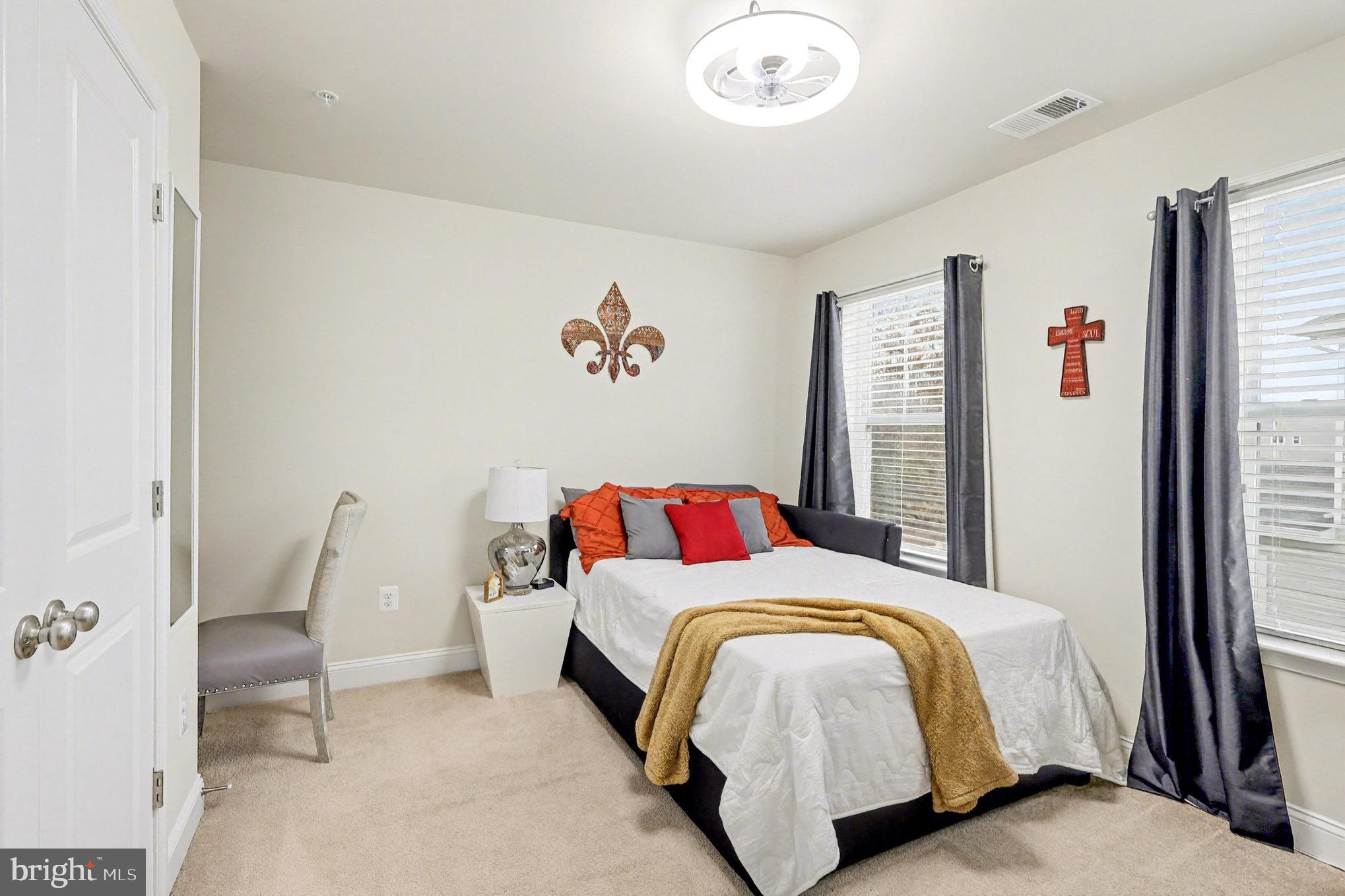 5405 DARLINGTON COURT