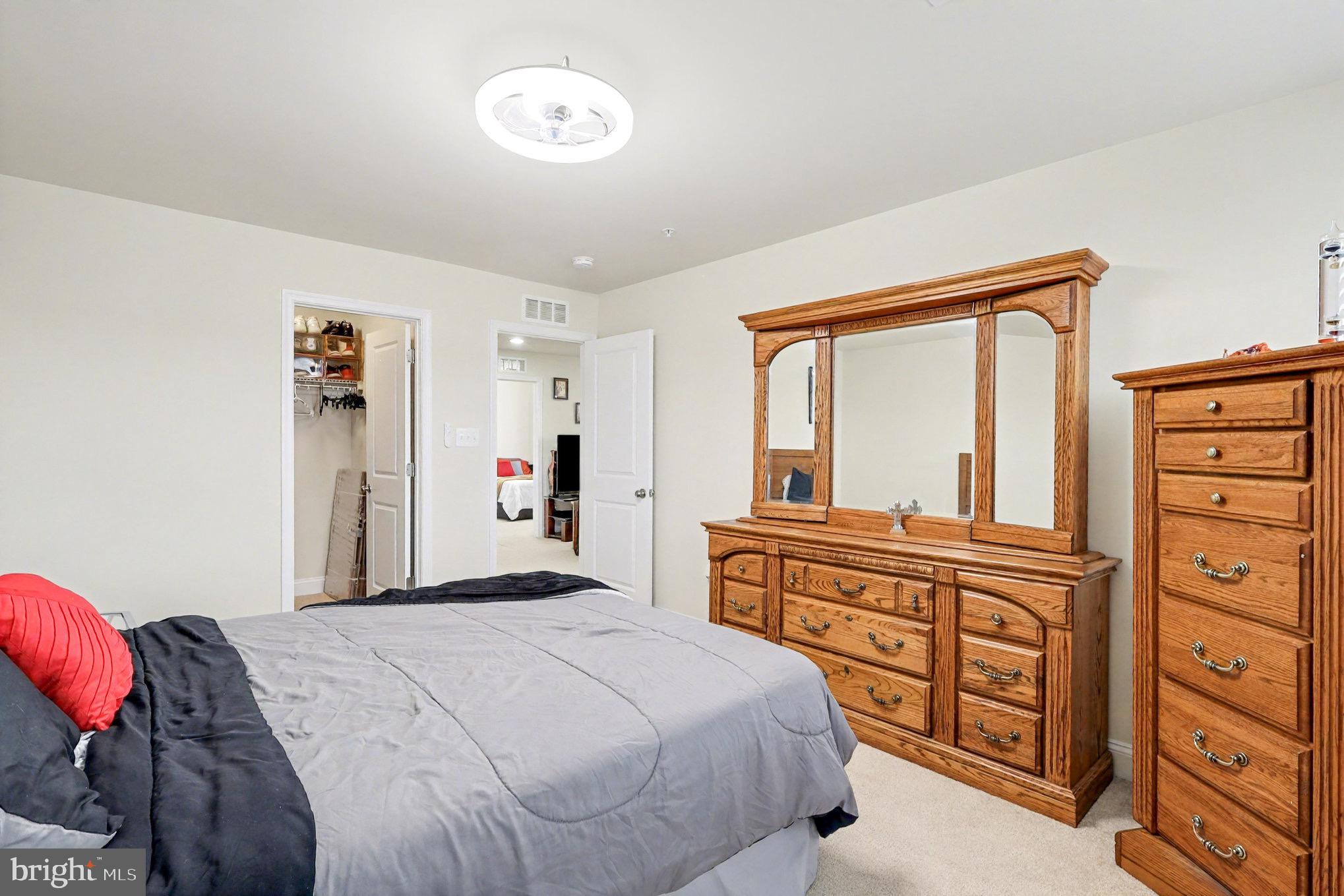 5405 DARLINGTON COURT