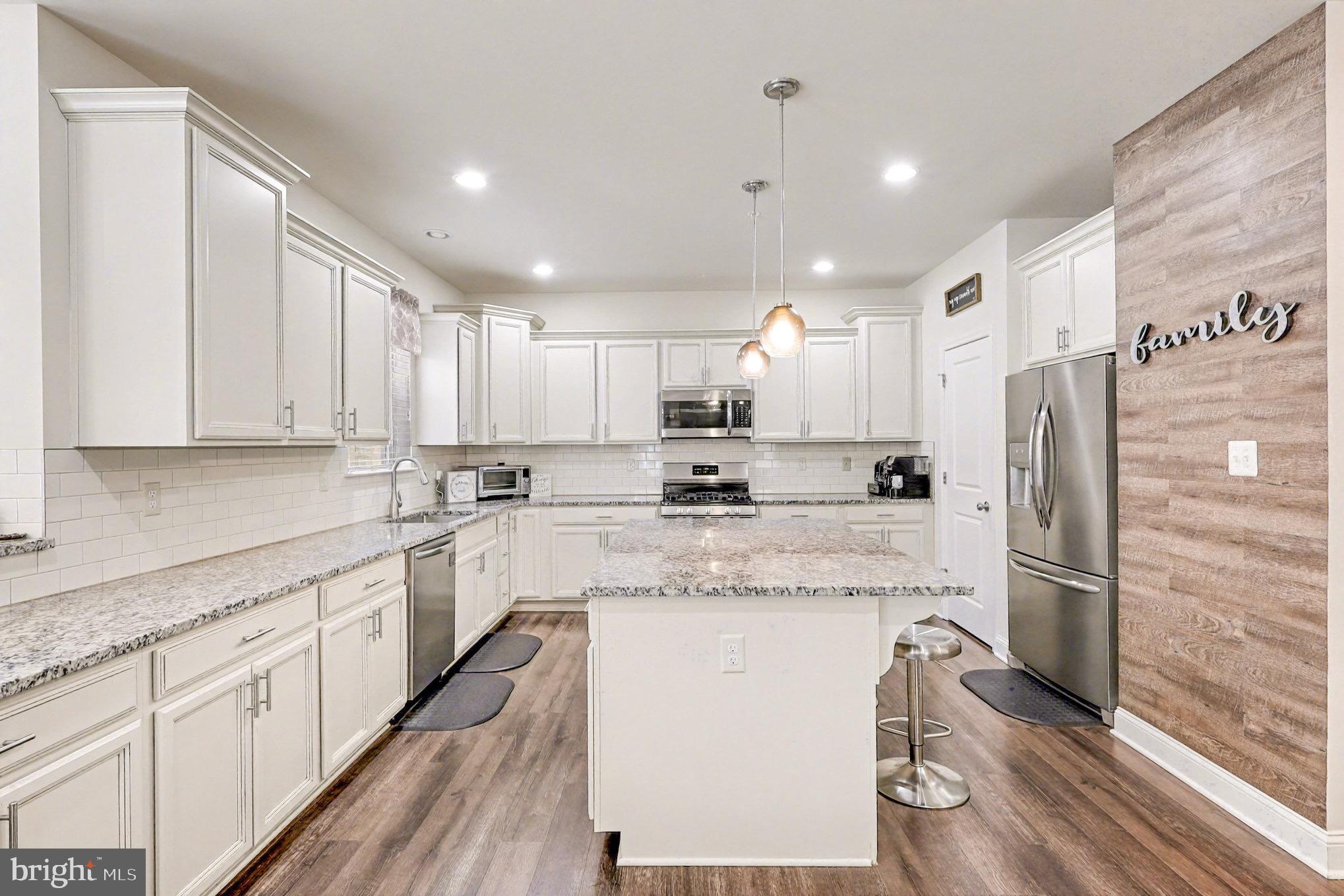 5405 DARLINGTON COURT