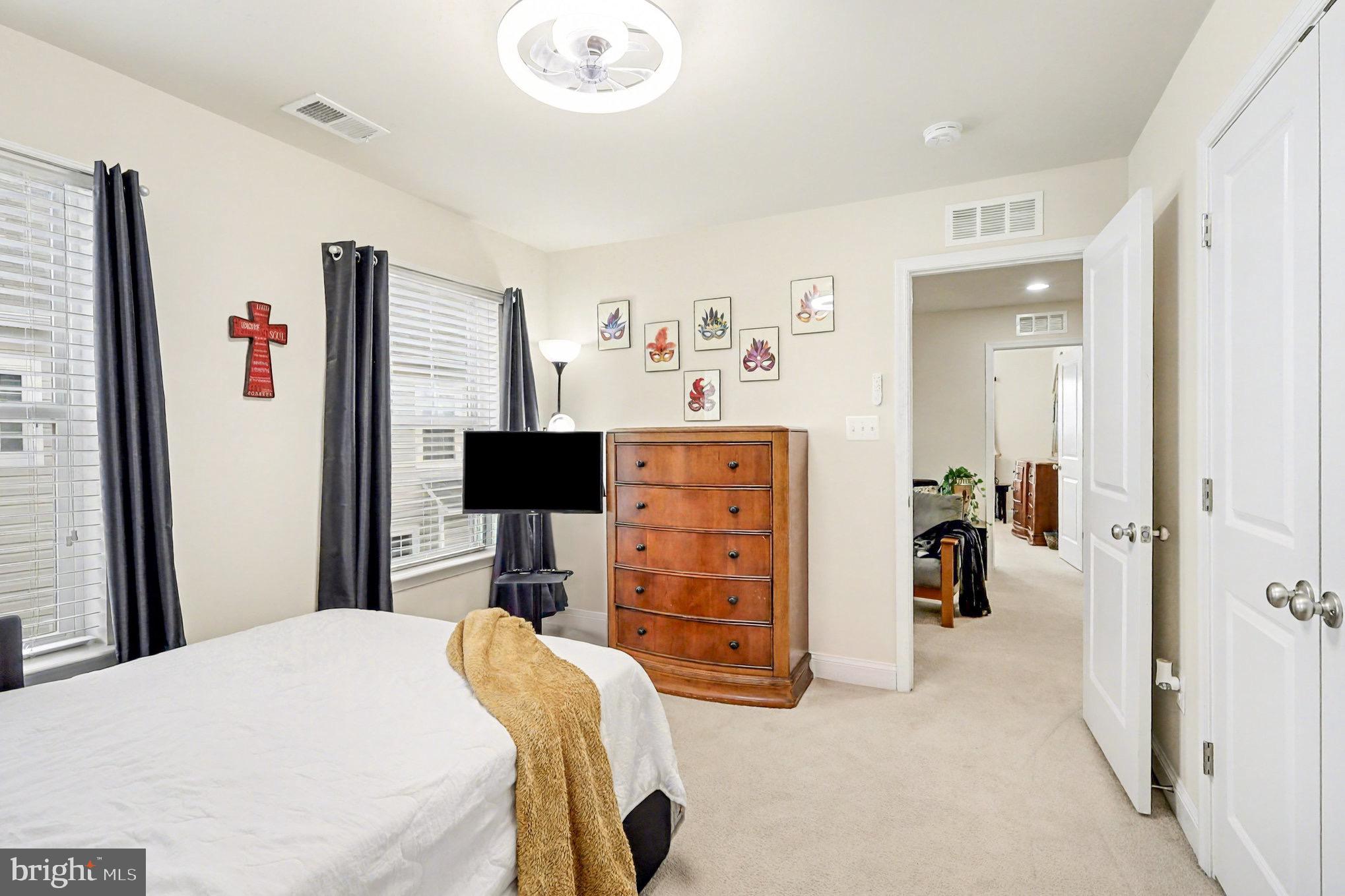 5405 DARLINGTON COURT