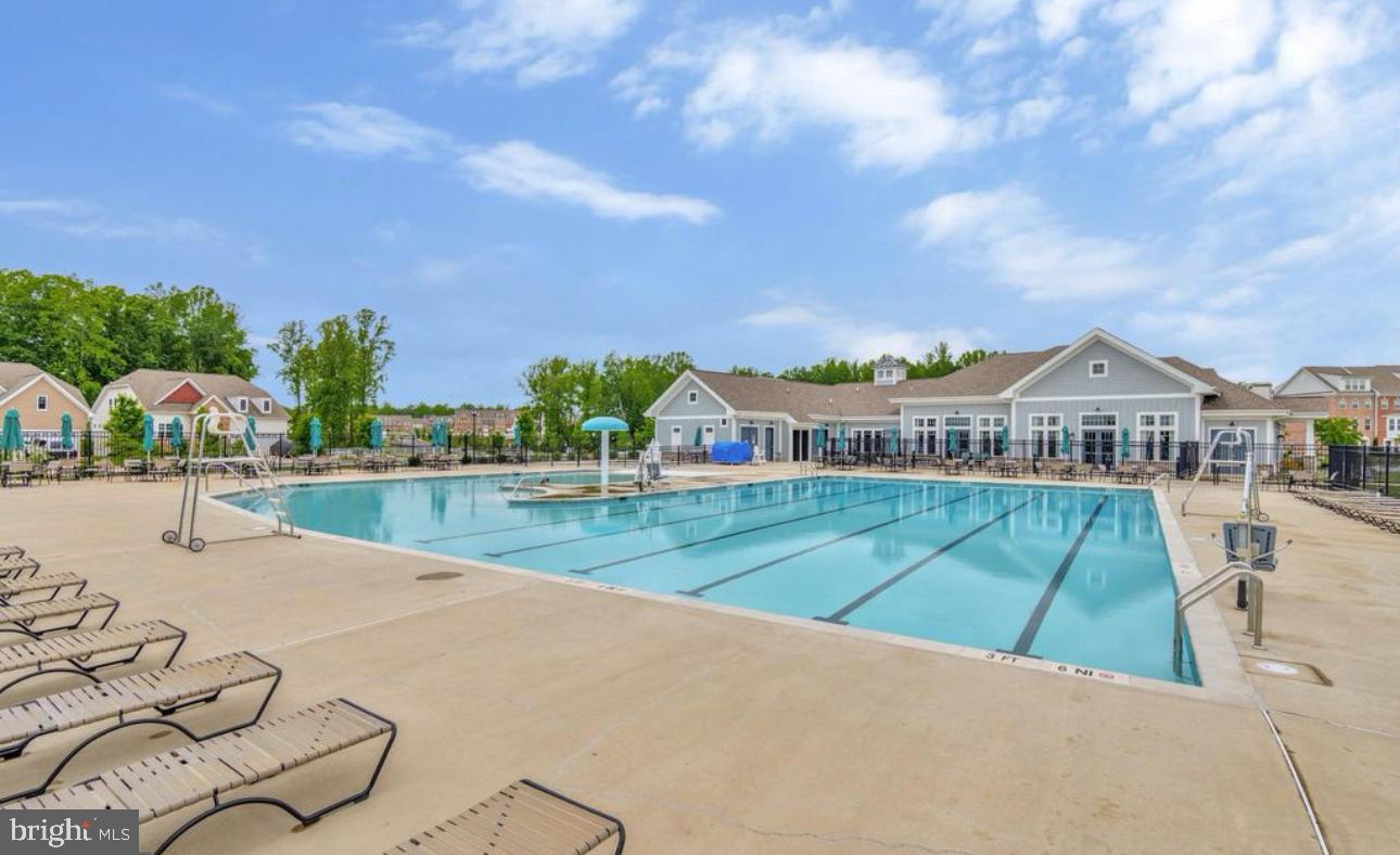 5405 DARLINGTON COURT