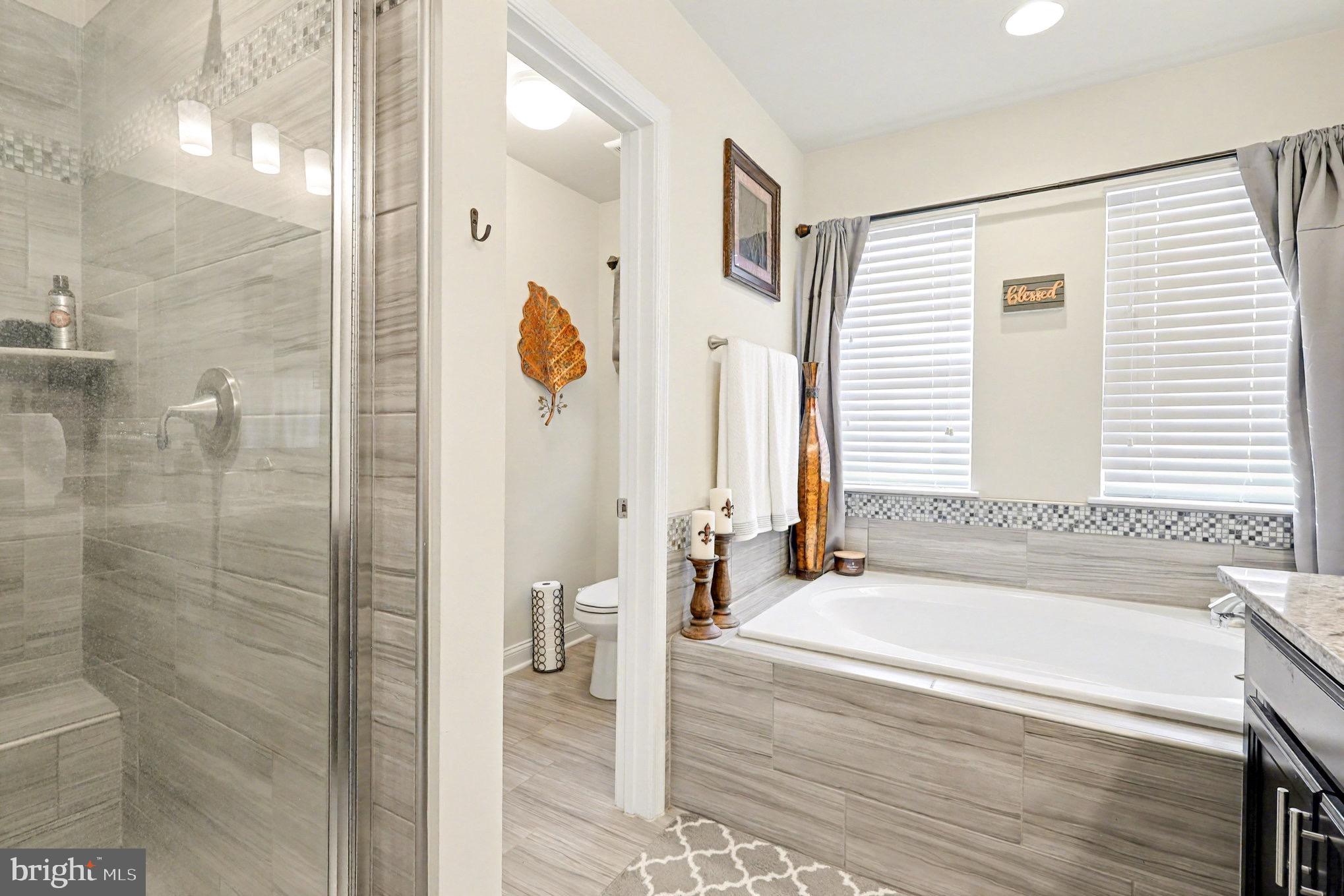 5405 DARLINGTON COURT