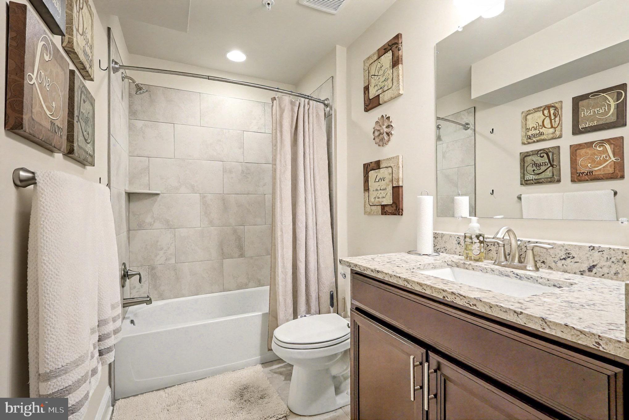 5405 DARLINGTON COURT