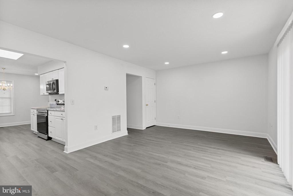 105 PALMETTO COURT