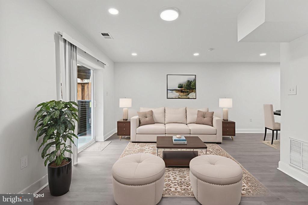 105 PALMETTO COURT
