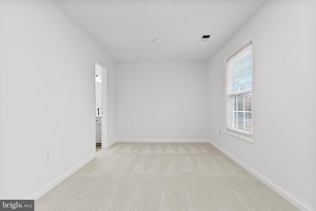105 PALMETTO COURT