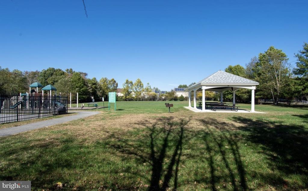 2688 WINBRELL COURT
