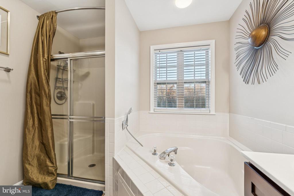 2688 WINBRELL COURT