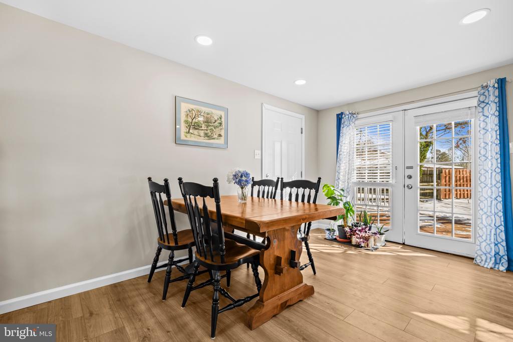 3516 NORWOOD COURT