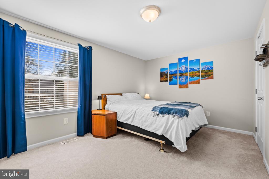 3516 NORWOOD COURT