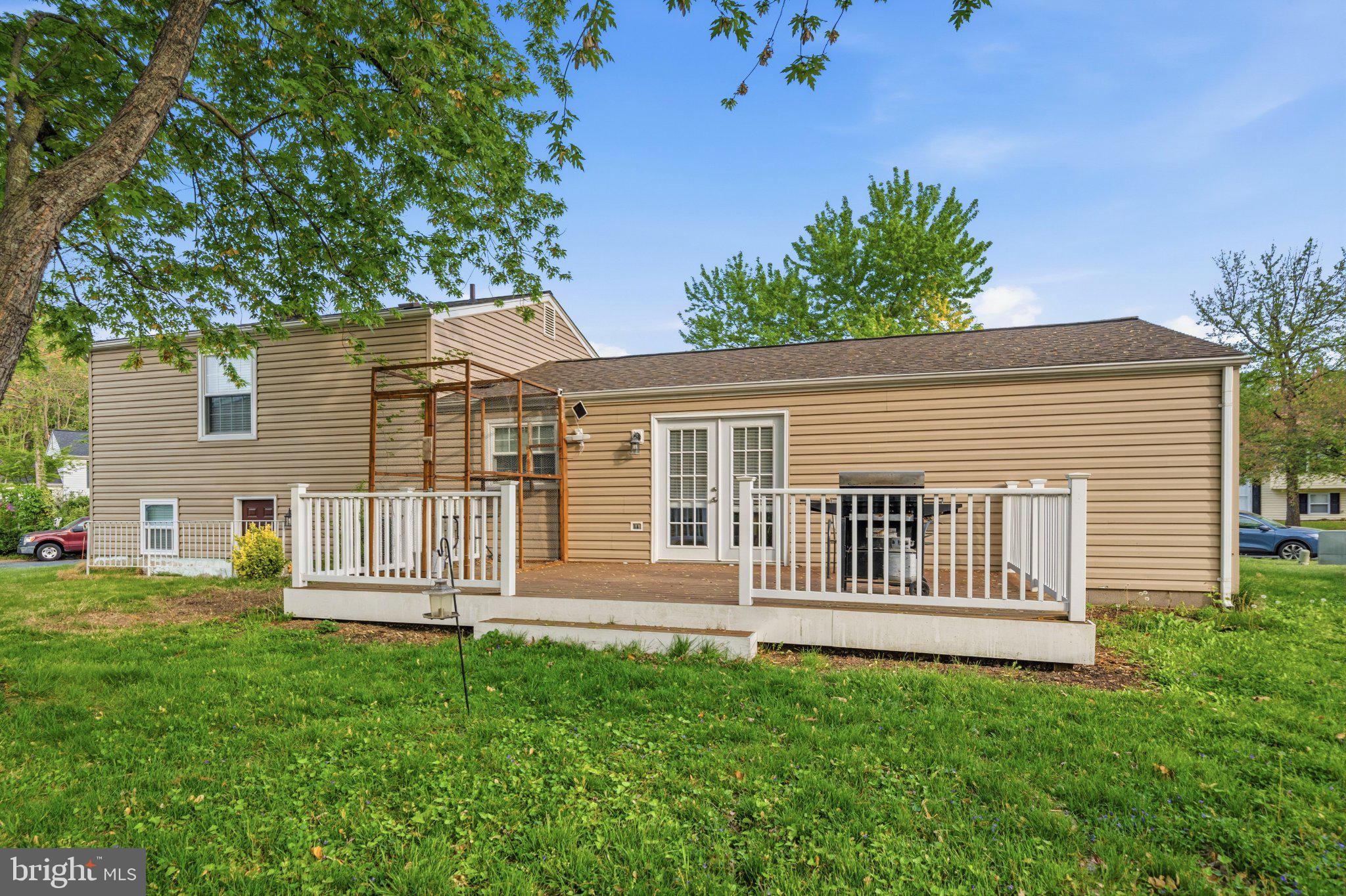 3516 NORWOOD COURT