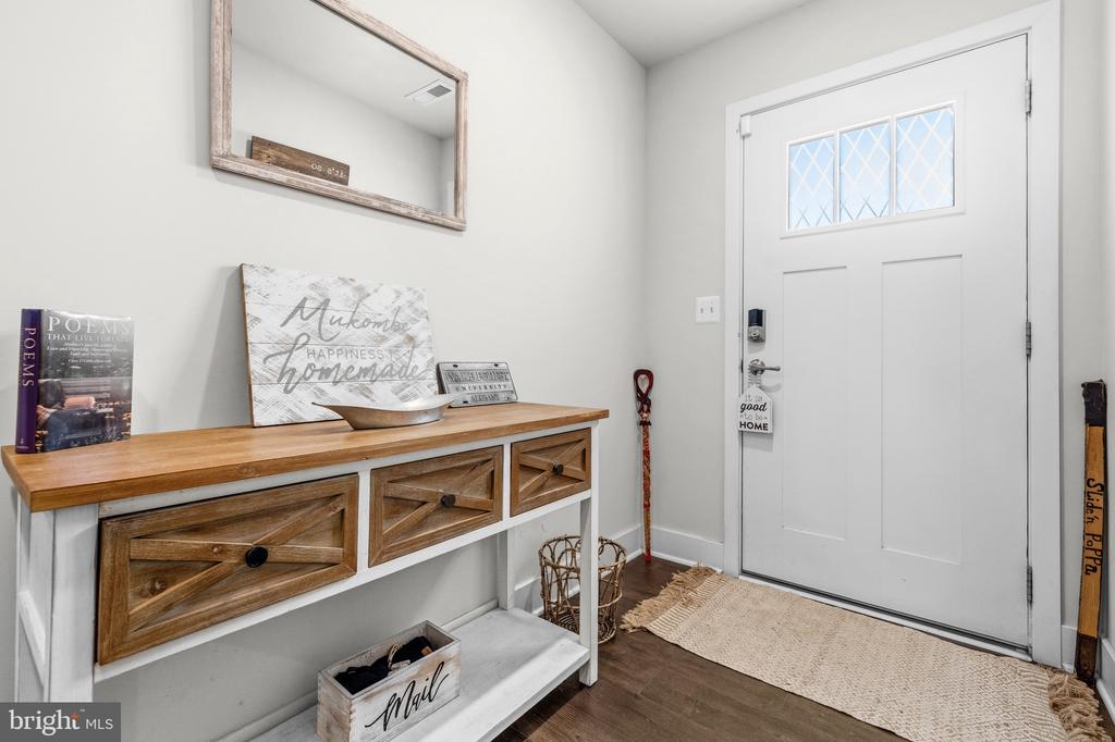 5809 JOHN KEATS PLACE