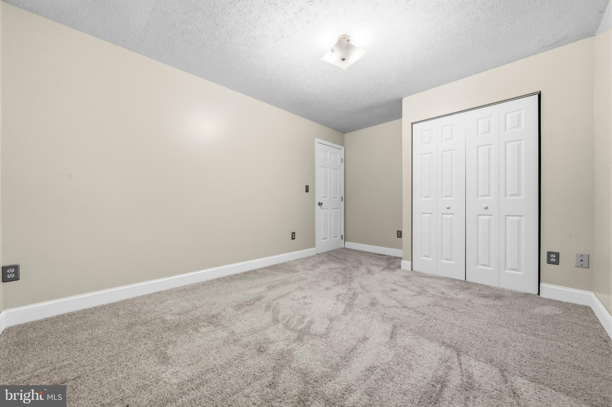 7090 MAXWELL DRIVE