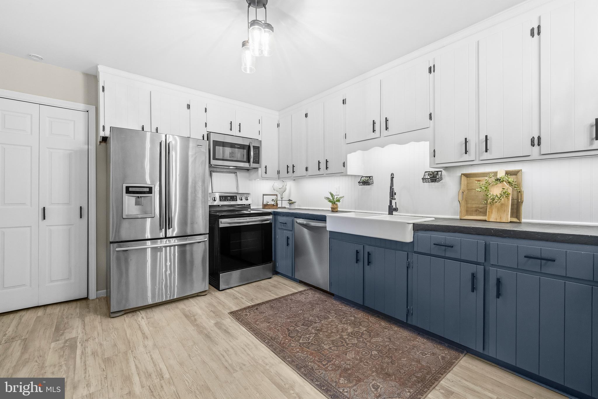 3505 TWINBROOK DRIVE