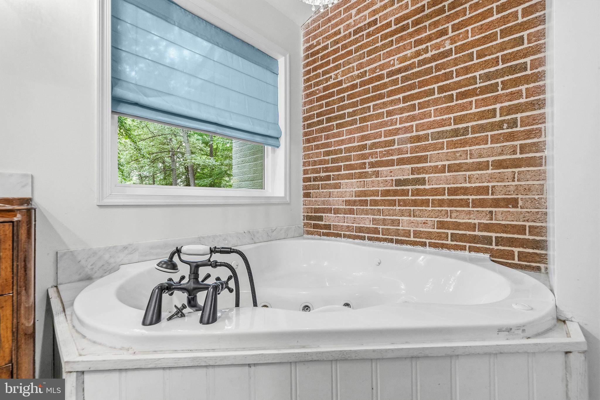 3505 TWINBROOK DRIVE
