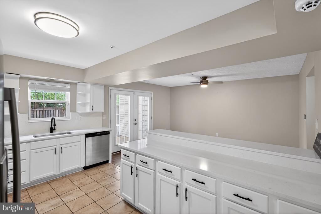 5300 HALIBUT PLACE