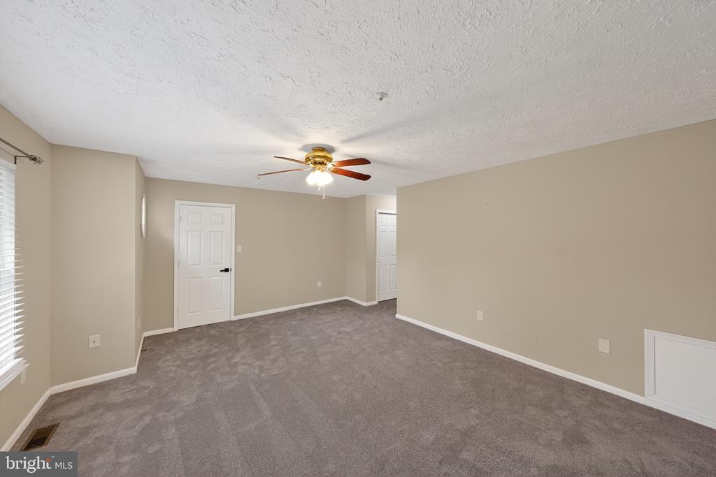 5300 HALIBUT PLACE