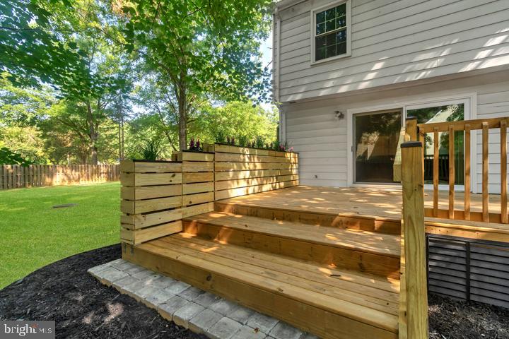 5993 Grand Banks Rd
