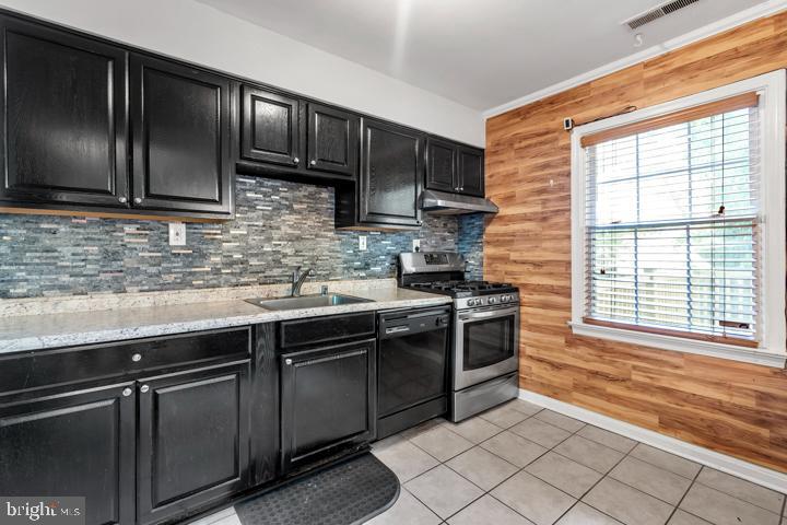 5993 Grand Banks Rd