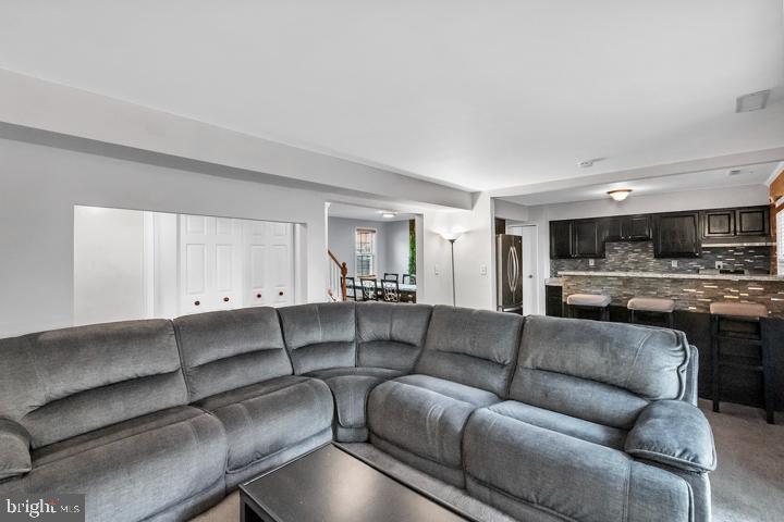 5993 Grand Banks Rd