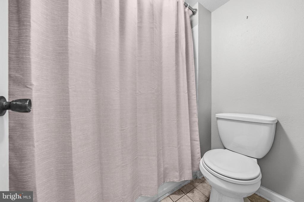 5237 W RUNNING BROOK ROAD Unit: 202