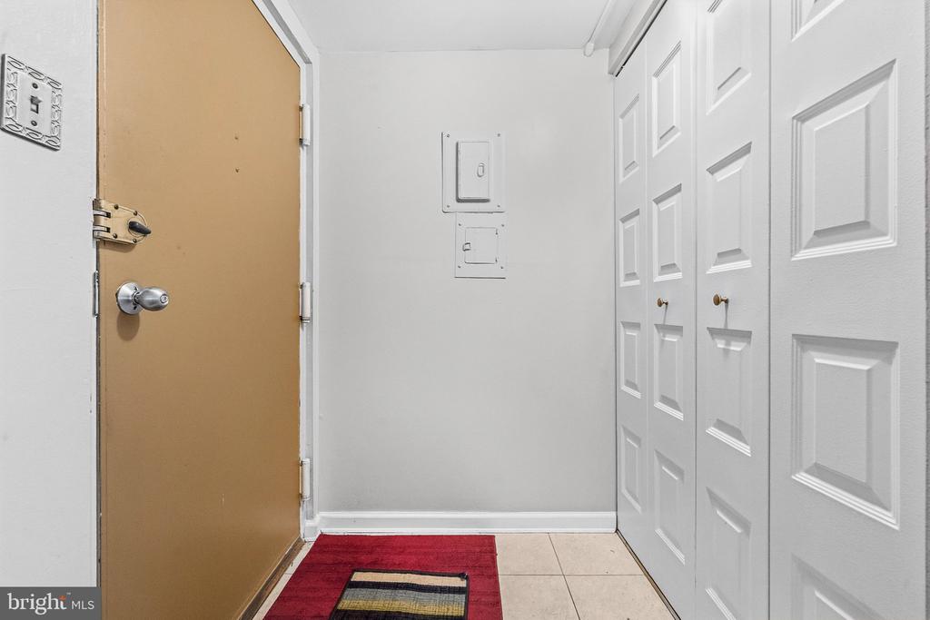 5237 W RUNNING BROOK ROAD Unit: 202