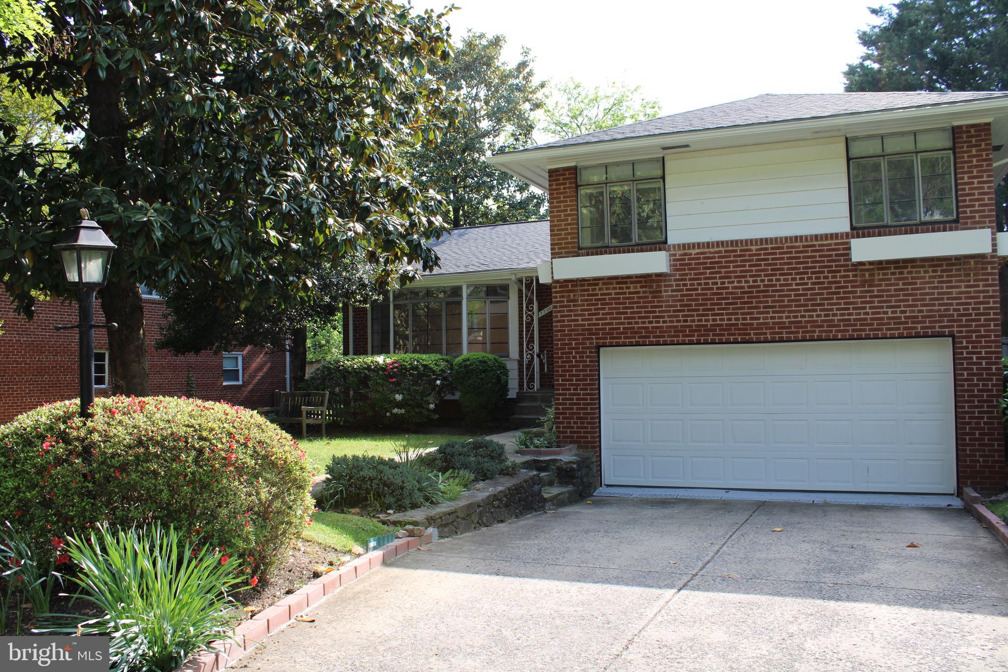 7700 NEWMARKET DR