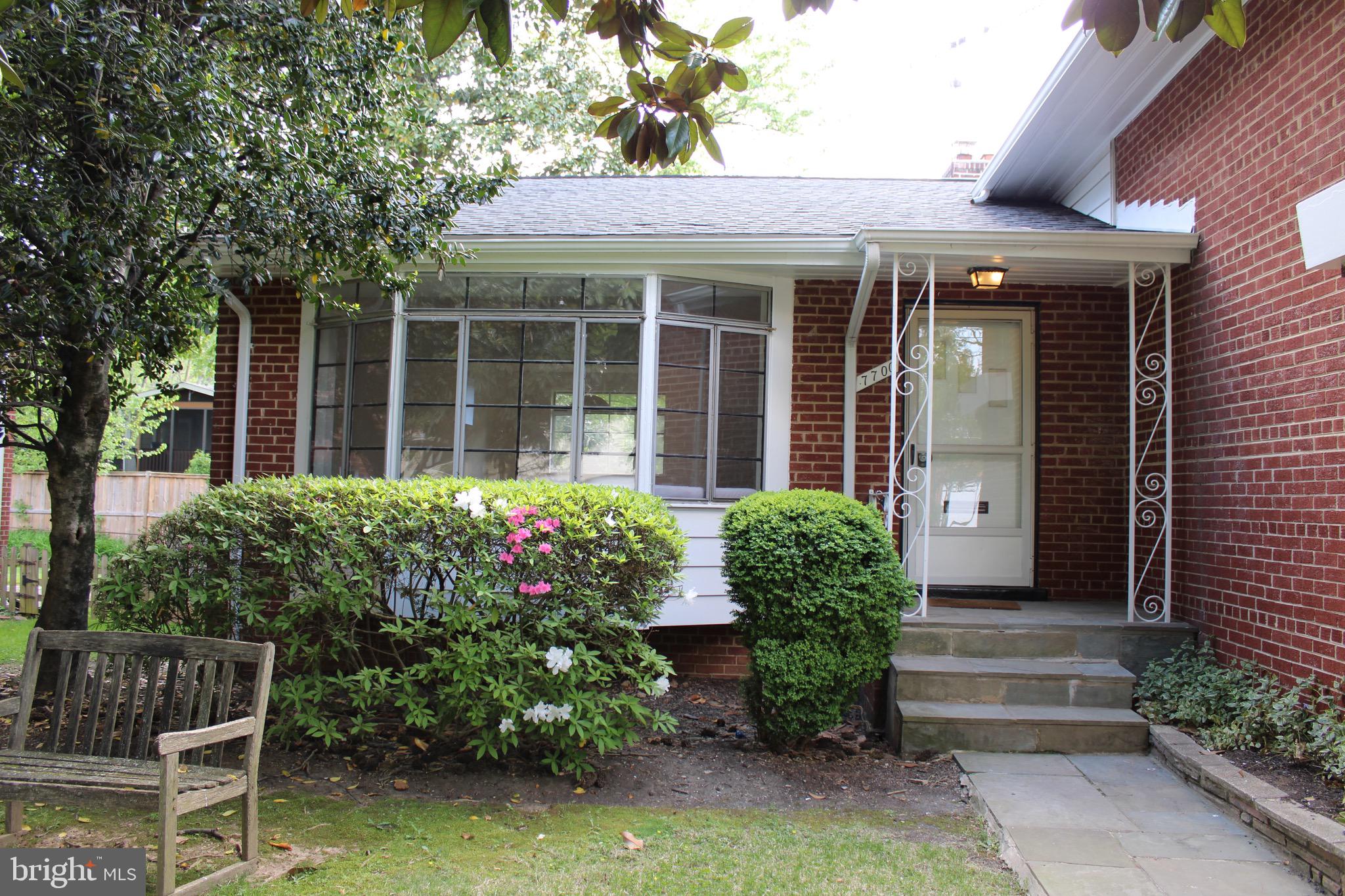 7700 NEWMARKET DR