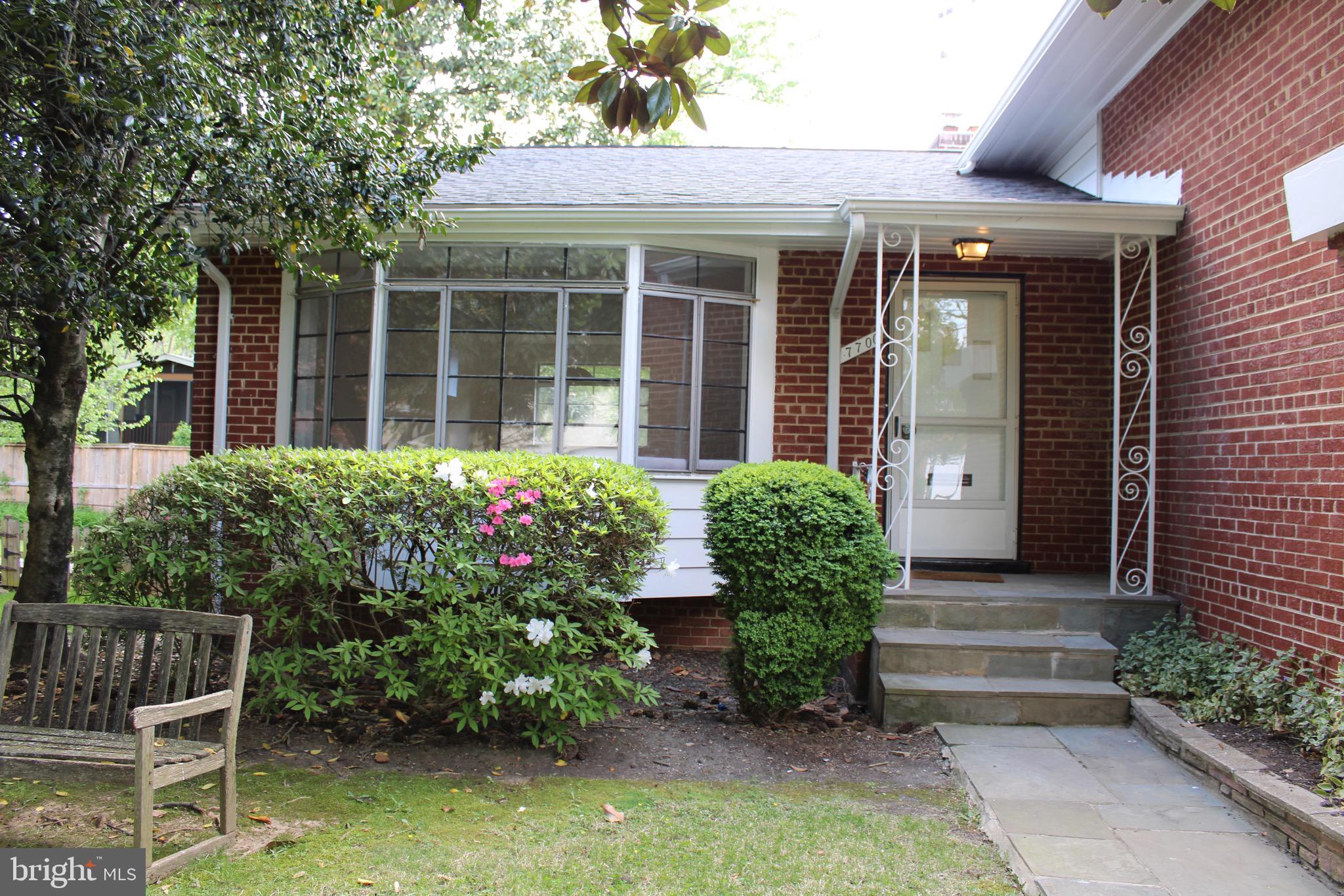 7700 NEWMARKET DR