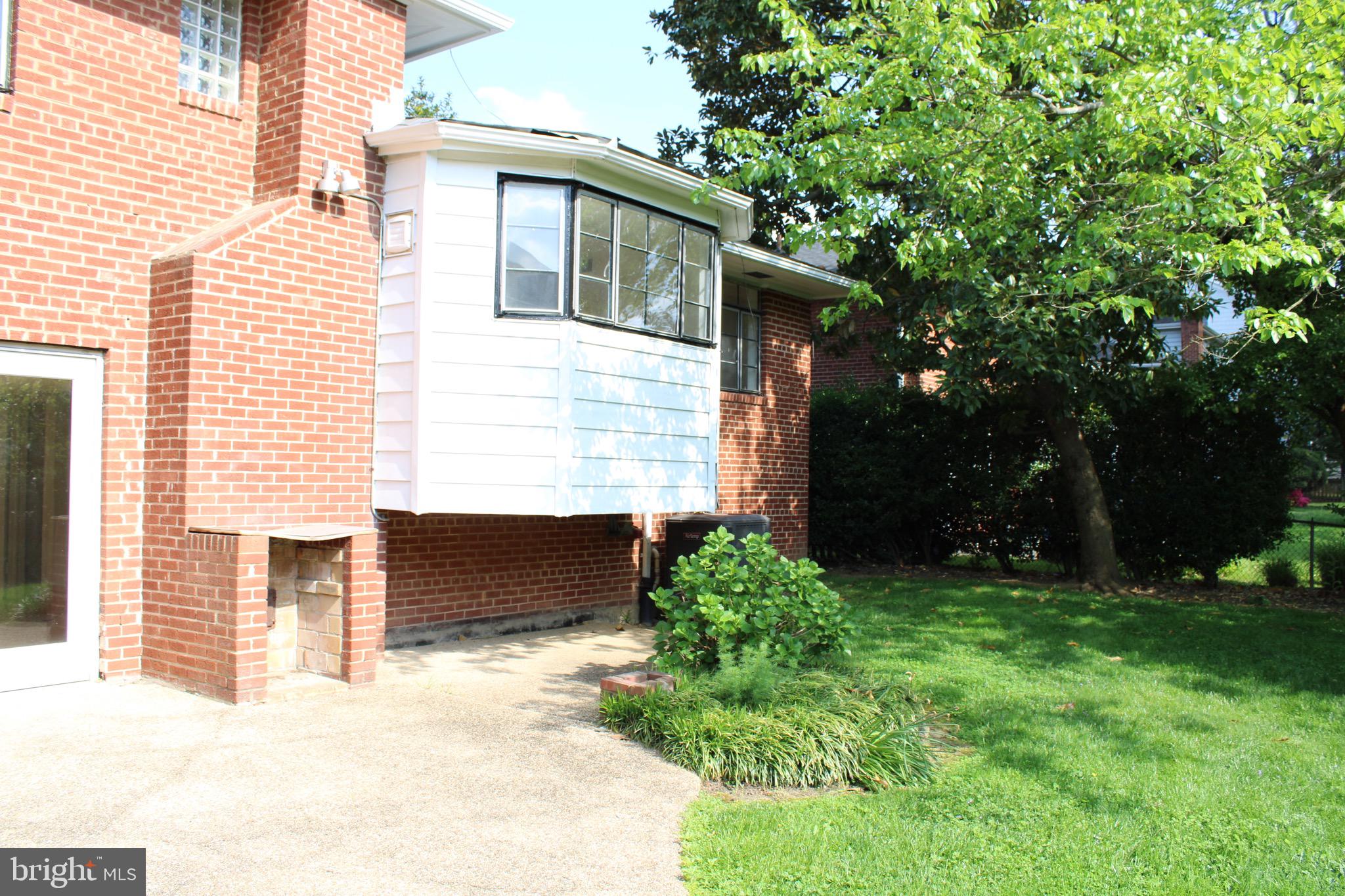 7700 NEWMARKET DR