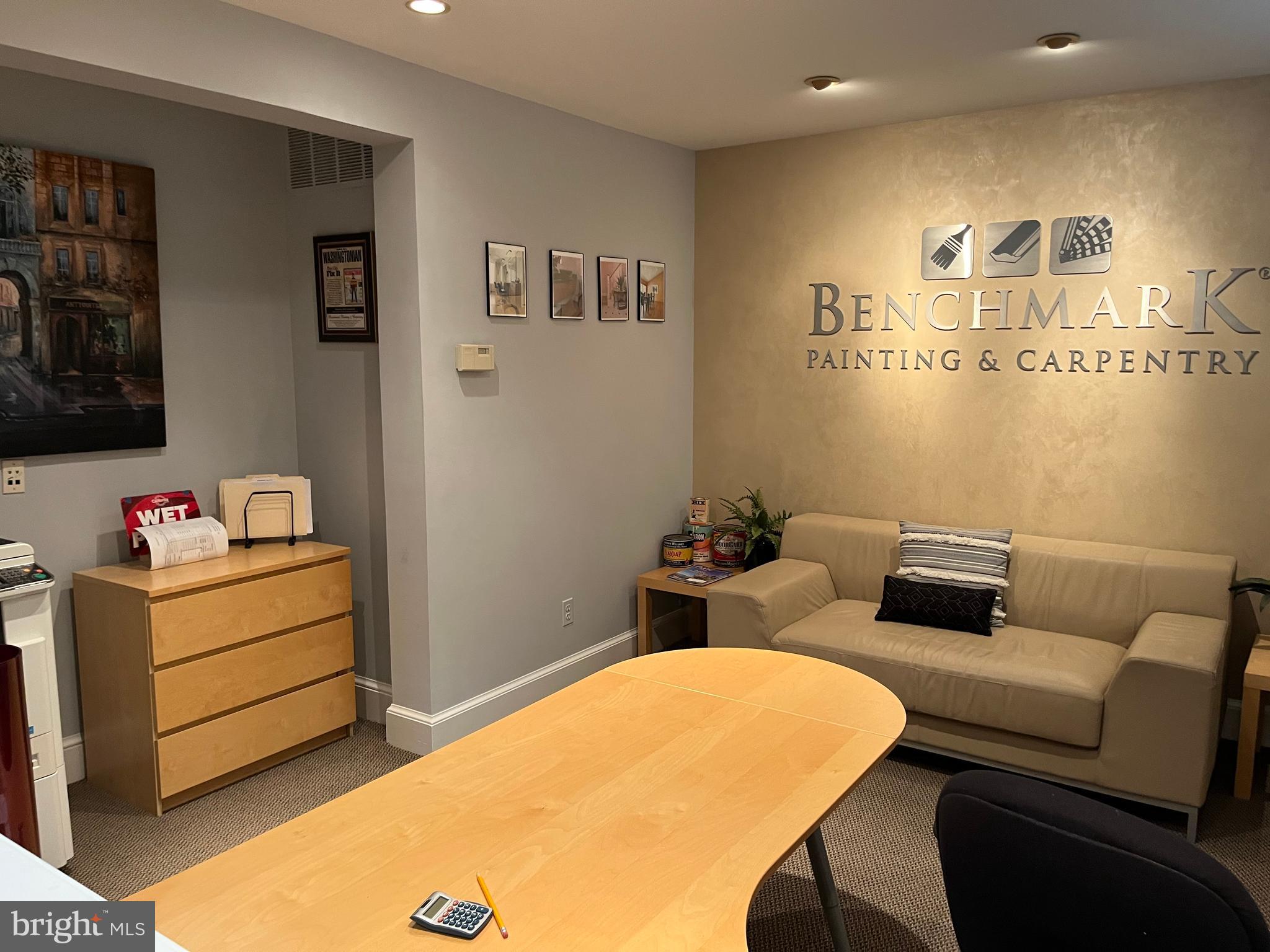 10555 Metropolitan Ave #6