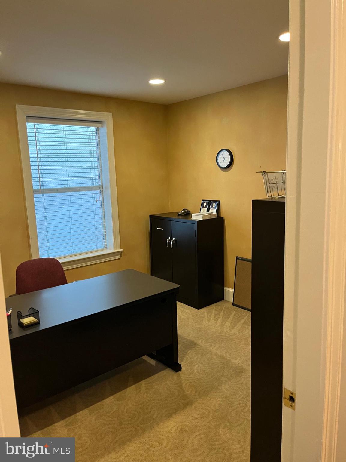 10555 Metropolitan Ave #6