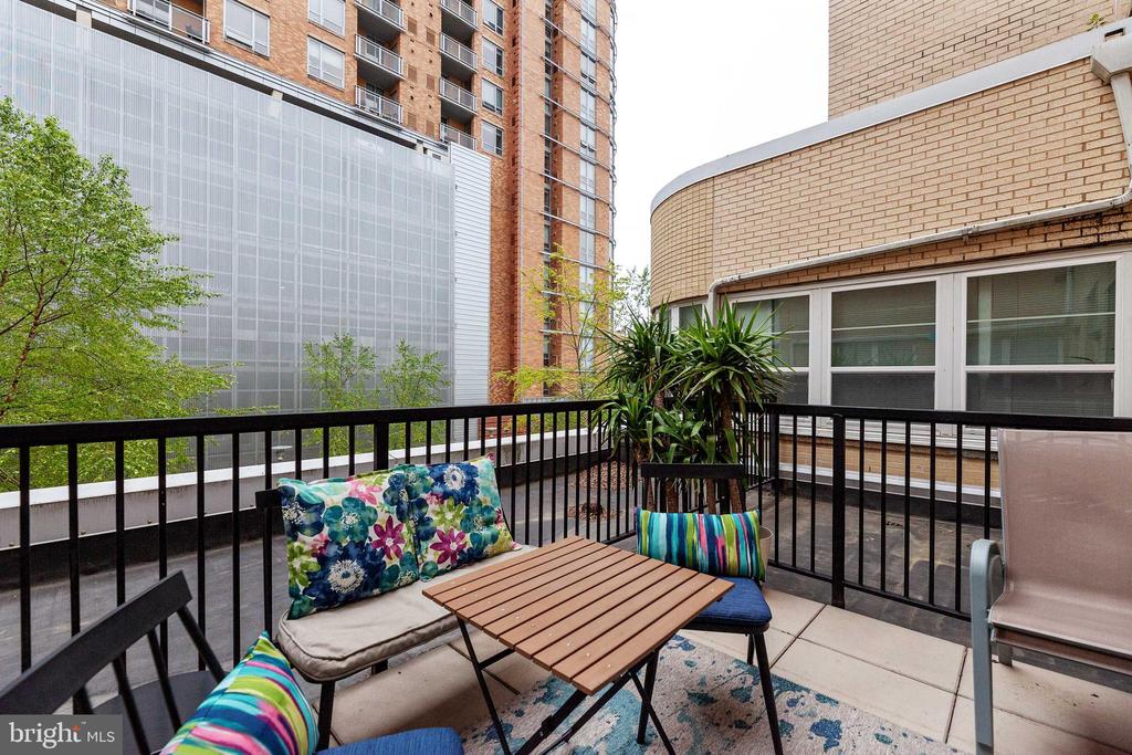 1201 E WEST HIGHWAY 244