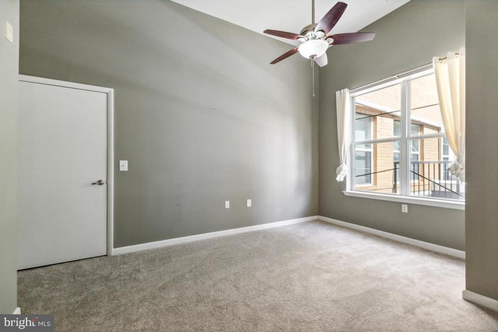 1201 E WEST HIGHWAY 244
