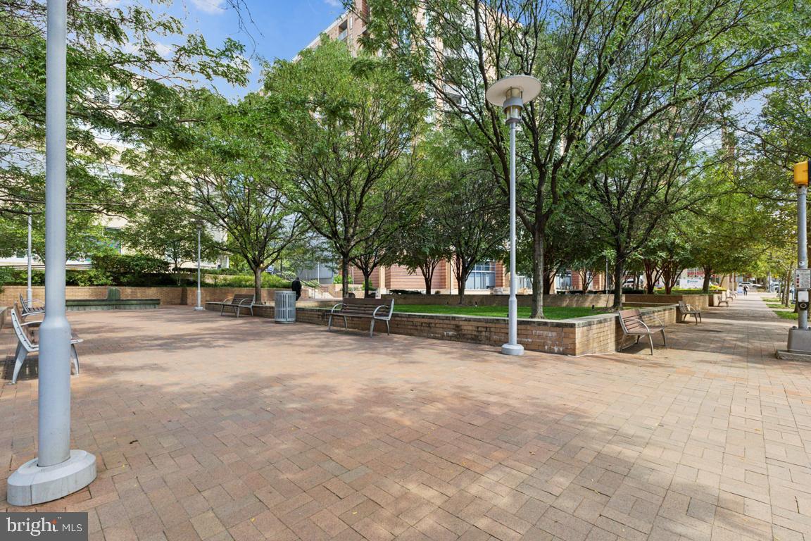 1201 E WEST HIGHWAY 244