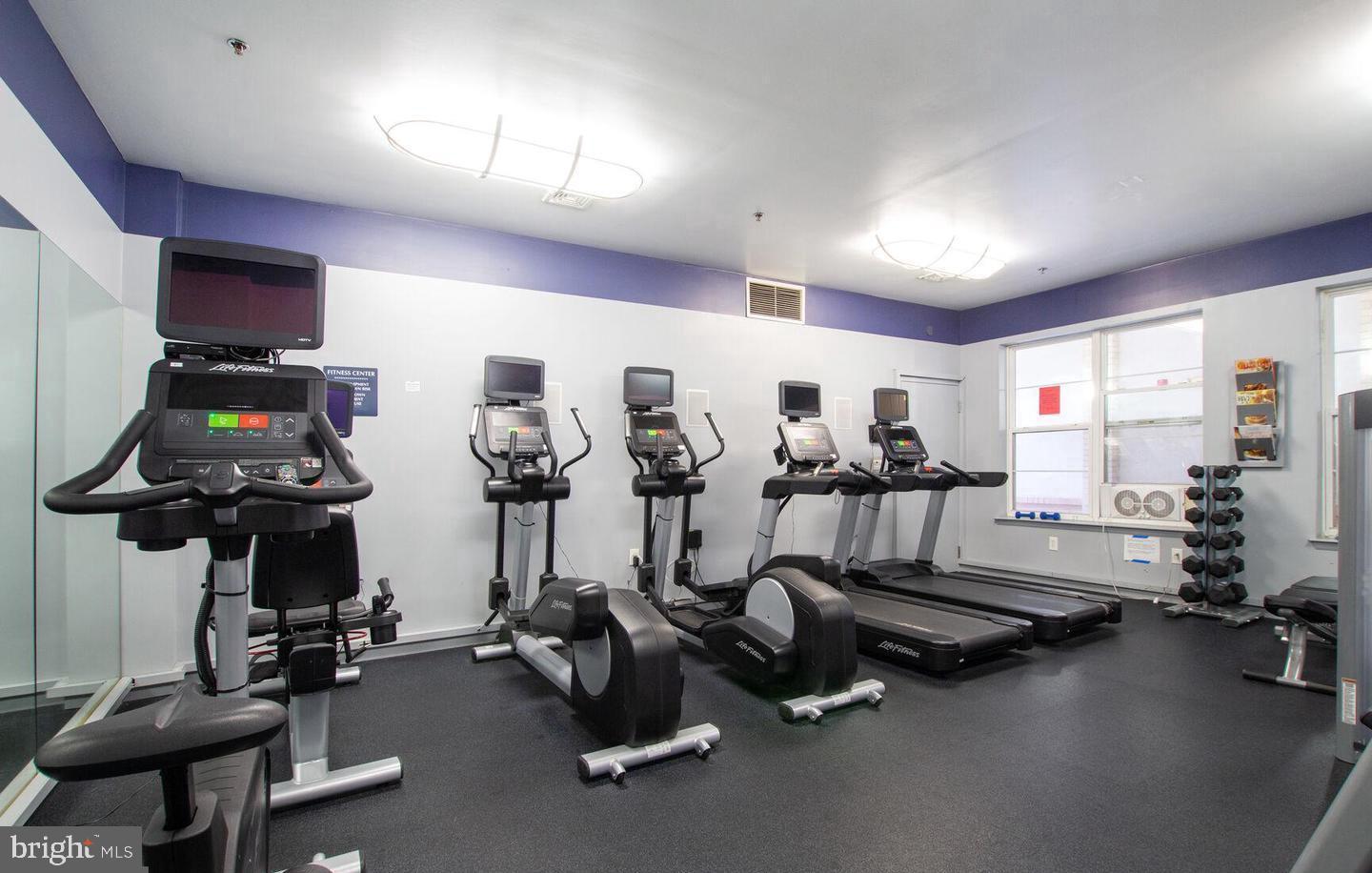1201 E WEST HIGHWAY 244