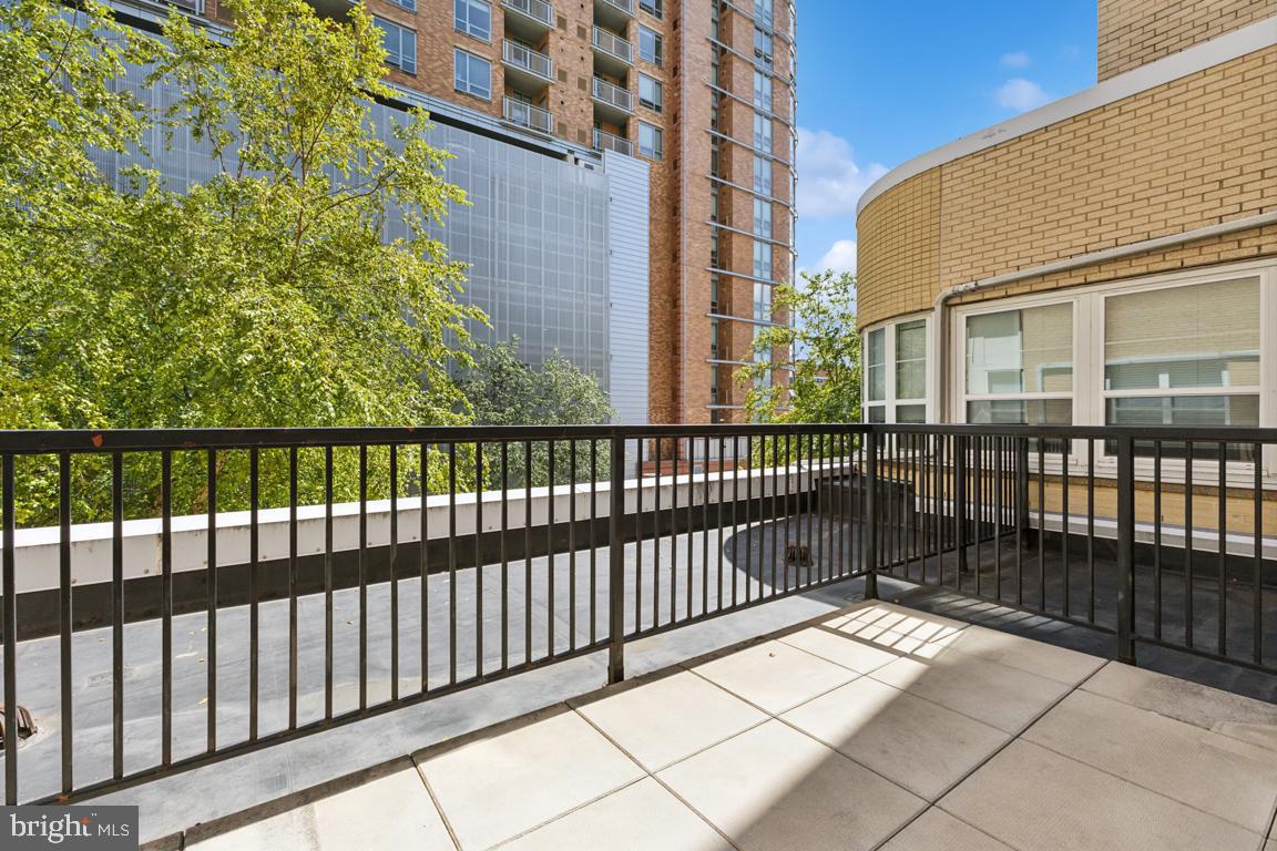 1201 E WEST HIGHWAY 244