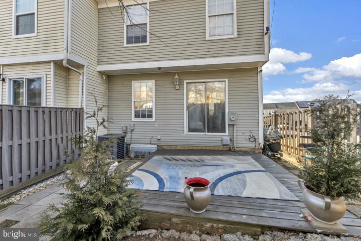 16 Applegrath Ct