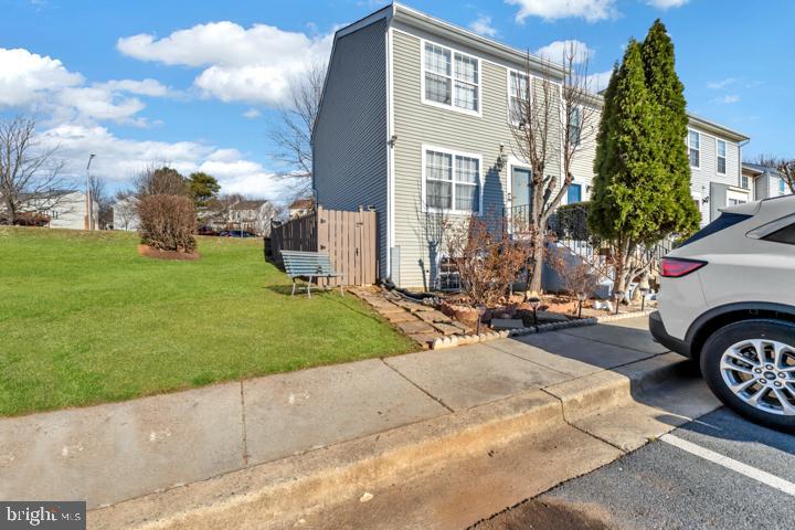 16 Applegrath Ct