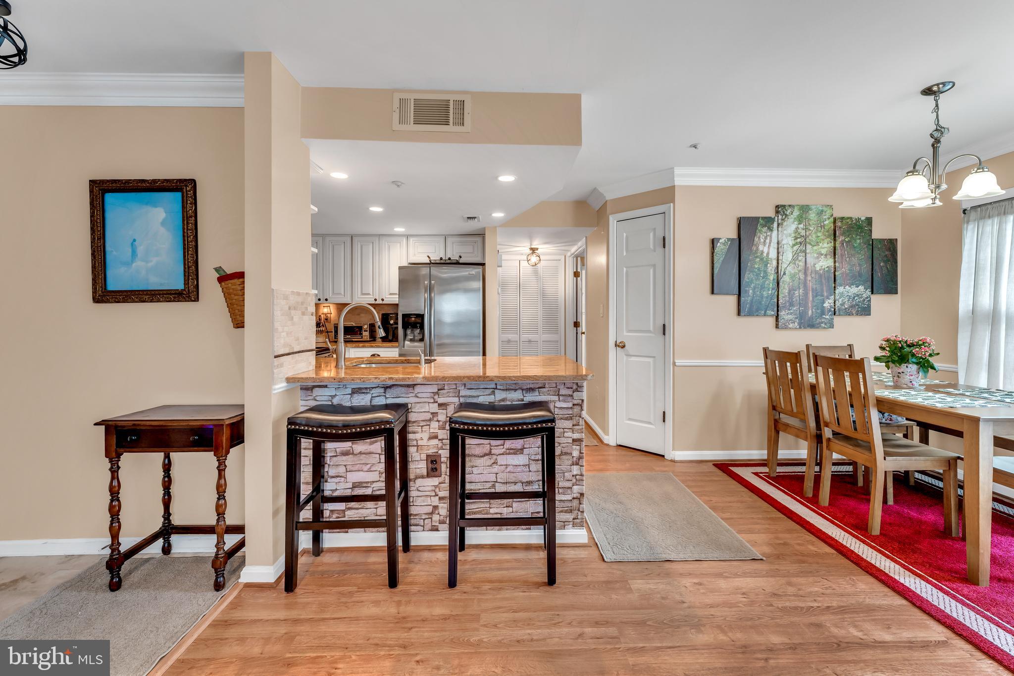 903 Hillside Lake Ter #601