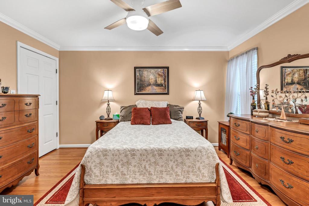903 Hillside Lake Ter #601