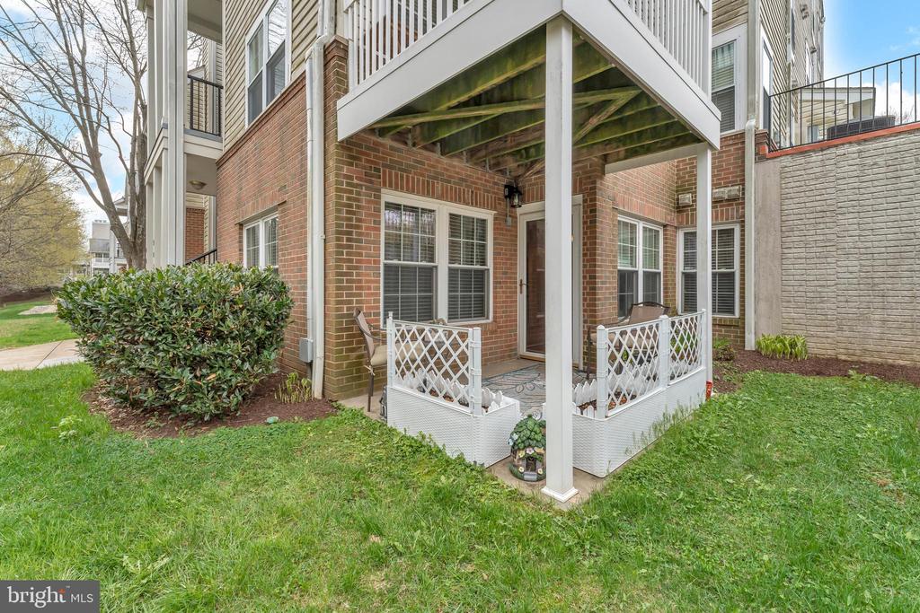 903 Hillside Lake Ter #601